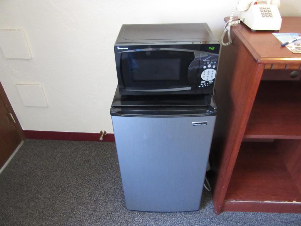 Travelodge By Wyndham Kalispell Bagian luar foto