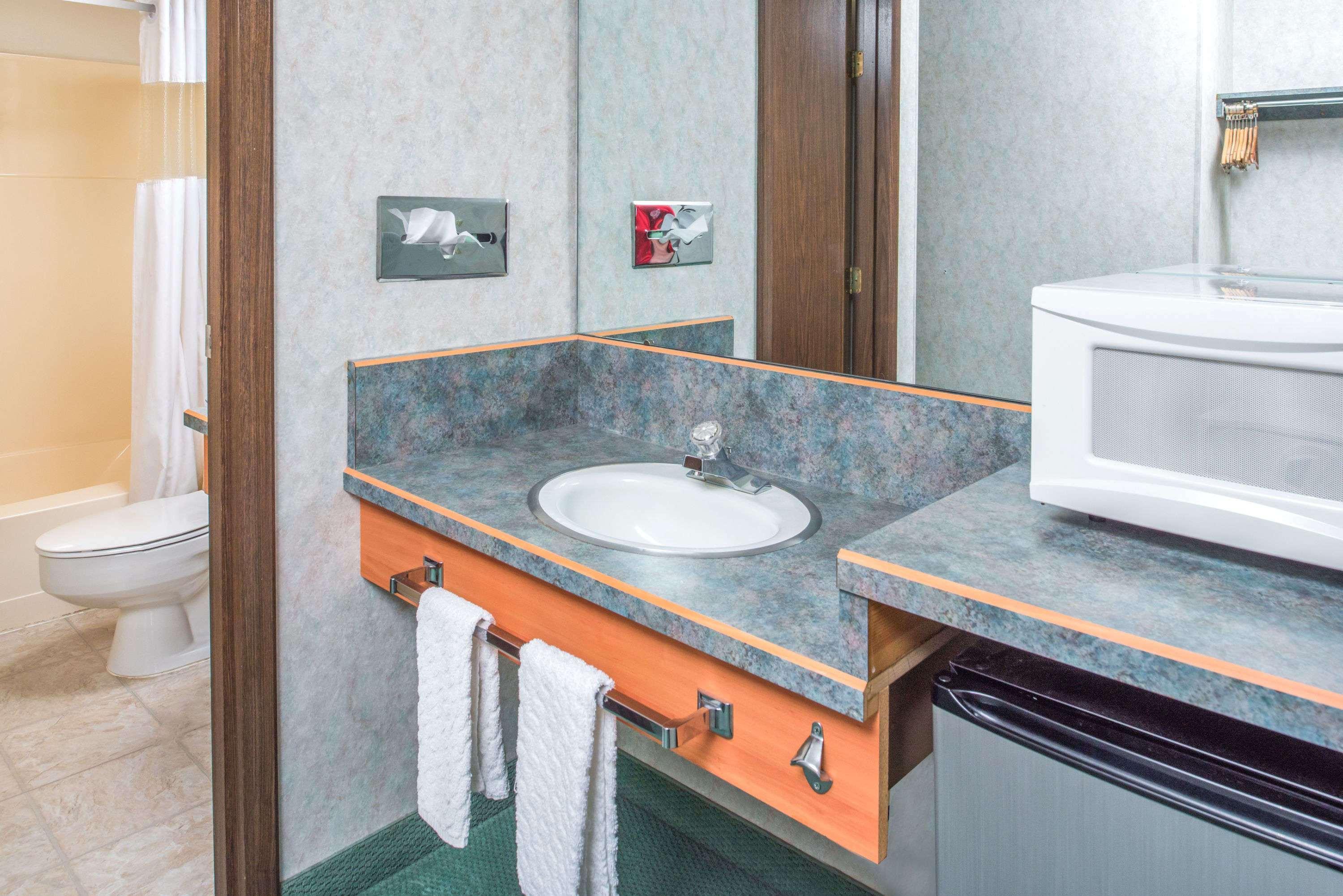 Travelodge By Wyndham Kalispell Bagian luar foto