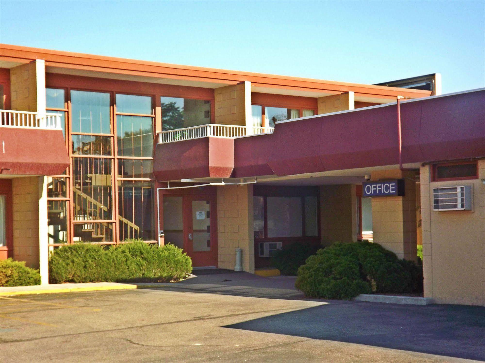 Travelodge By Wyndham Kalispell Bagian luar foto