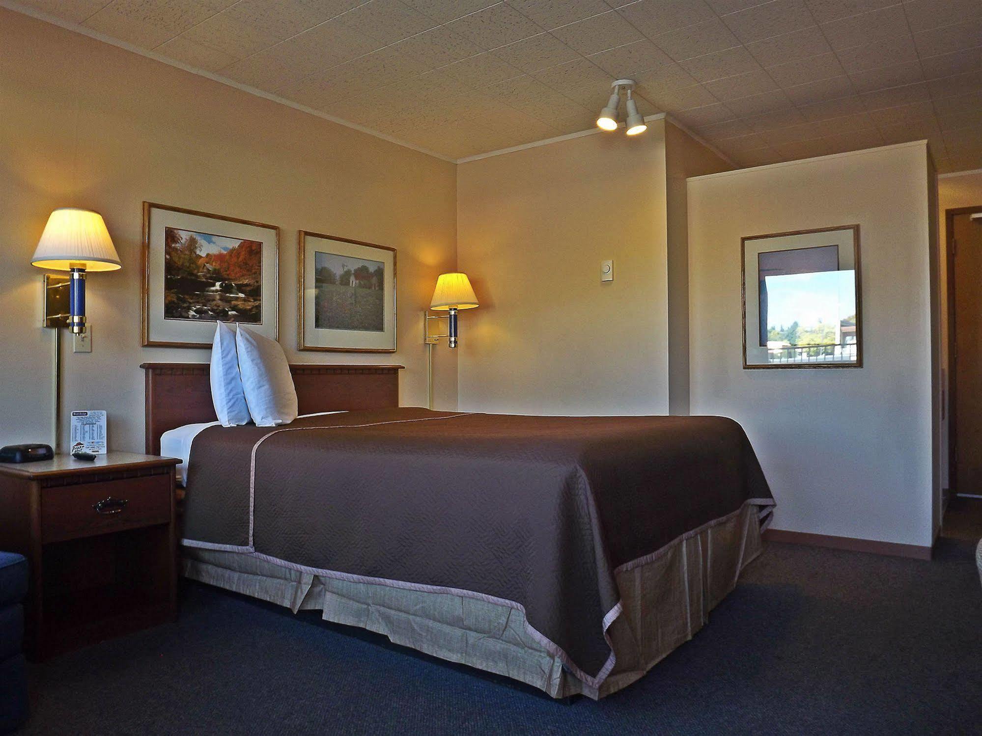 Travelodge By Wyndham Kalispell Bagian luar foto