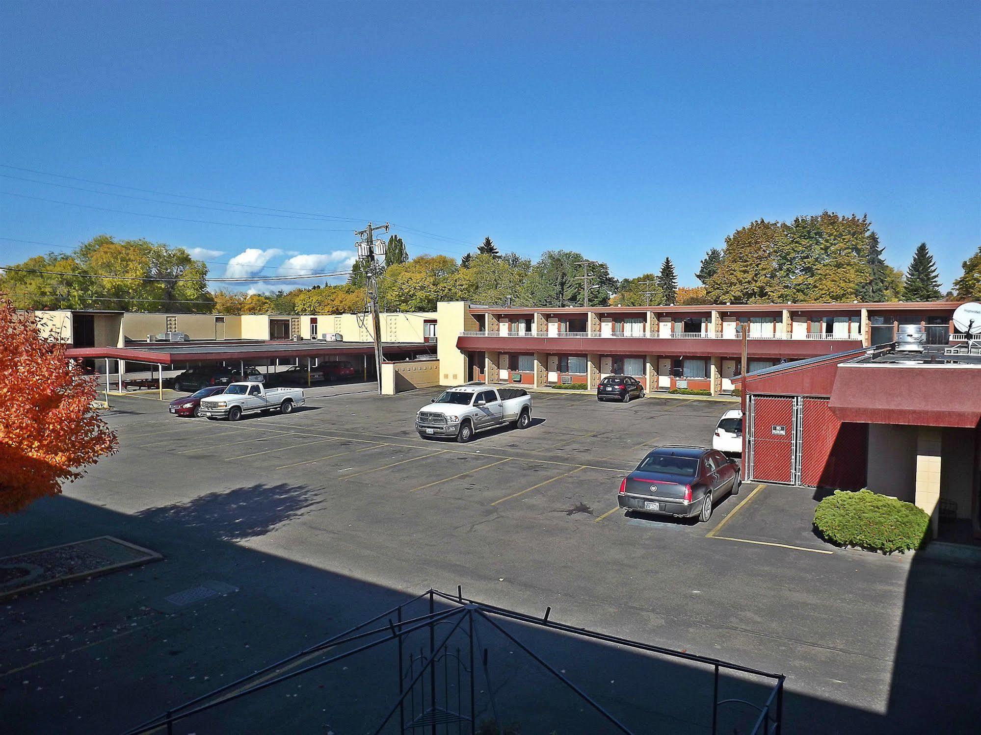 Travelodge By Wyndham Kalispell Bagian luar foto